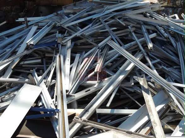 Perfiles de aluminio para reciclaje